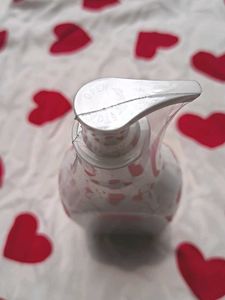 (Sealed) The Love Co. Kojic Acid Body Lotion🎀