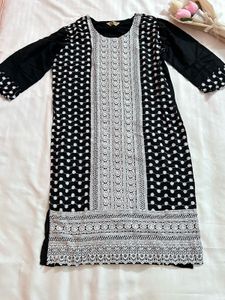 *NEW* Chikankari Black Kurti