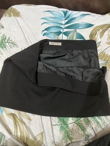 Chic Black Mini Skirt