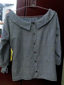 SSS Off shoulder Blouse with Peter Pan Collar