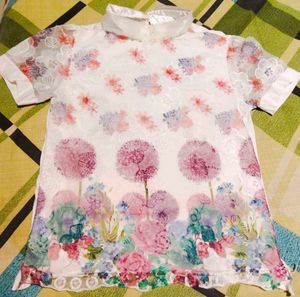 Trendy Chic Solid Top – Comfort Meets Class!