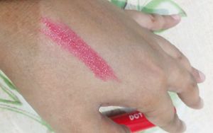 Dot &amp; Key Hydrating Lip Balm Spf 50++