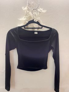 Black Long Sleeve Top