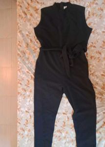 Cute Black Jumpsuit 🖤💅