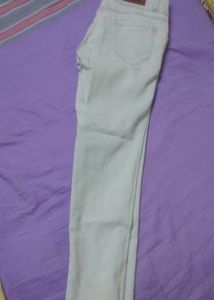 Light Wash Denim Jeans