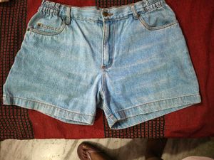 Vintage High-Waisted Denim Mom Shorts