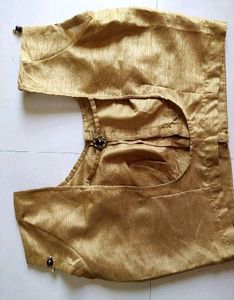4 Combo Saree With Blouse 🎉..