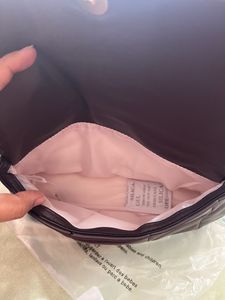 ⭐️Victoria’s Secret⭐️ QUILTED POUCH/CLUTCH