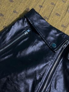 Stylish Black Mini Skirt