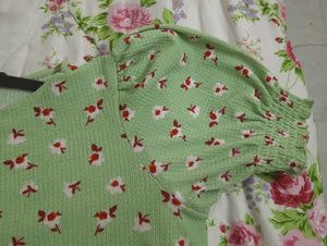 Honey By Pantaloons Green Floral Top