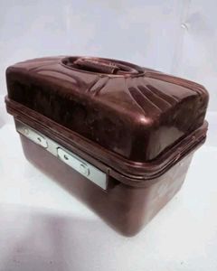 Vintage Brown Makeup Box