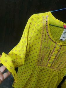 Yellow Top