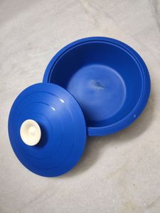 Blue Serving Bowl With Lid