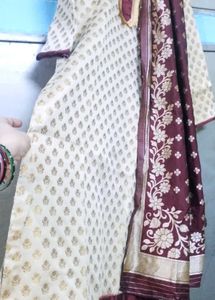 Women&#39;s Ethnic Kurta With Dupatta