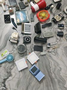 Electronics Bundle Lagbhag 40 Items He Isme