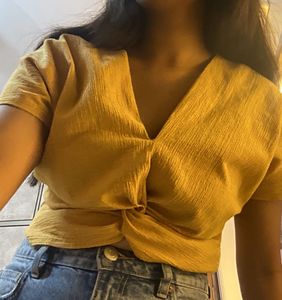 Twist Front Top - Mustard