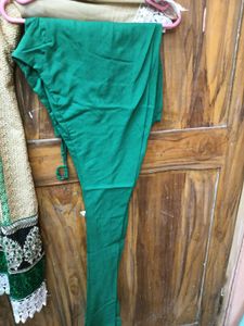GentlyUsed Elegant Cream&amp;GreenEmbroidered KurtaSe