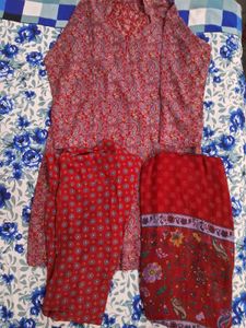 Floral Print Kurta Pajama Set