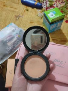 Maybelline Fit Me Compact