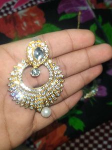 Earings And Teeka.
