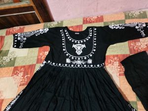 Elegant Embroidered Kurta Set