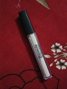 Highlighting Concealer