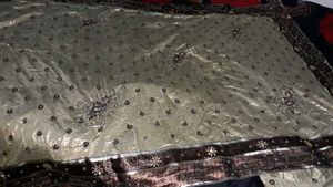 New Heavy Bridal Saree With BlouseFrom Kalyan Silk