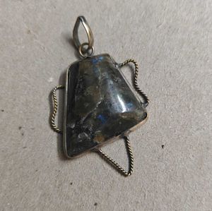 Labradorite Pendant
