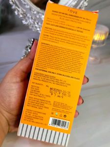 Dot &amp; Key mango Detan Gel Sunscreen