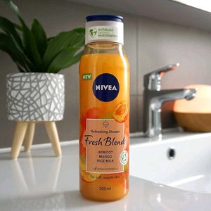 Nivea Fresh Blends Shower Gel