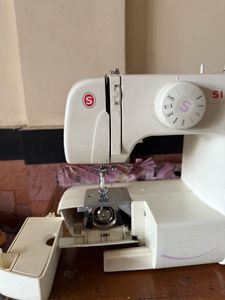 sewing machine