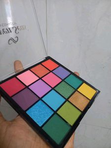 16 SHADE EYE SHADOW PALET