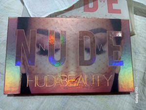 HudaBeauty Nude Eyeshadow Palette(Dupe)