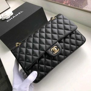 CHANEL LUXURY QUALITY FLAP SLING WITH BOX