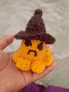 Crochet Squid Octopus With Hat .