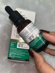 Dr. Sheth&#39;s Centella &amp; Niacinamide Serum