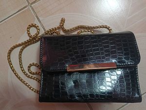 Chic Black Crossbody Bag