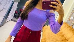 I&#39;m Selling Beautiful Down Shoulder Top
