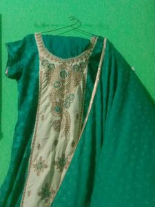 Women Green Suit And Salwar.....