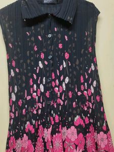 Crepe Sleeveless Stretchable  Top
