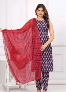 Sleeveless Kurta Set