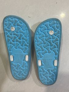 new max flip flops size 36 for 8-10 yr girls