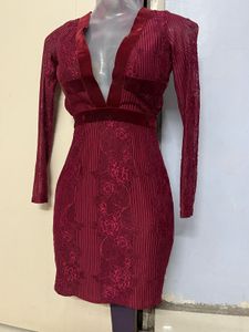 Elegant Lace Bodycon Dress