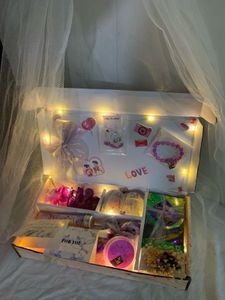 Premium Love Theme Gift Hamper