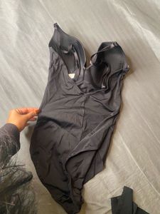 Flattering black bodysuit 💋