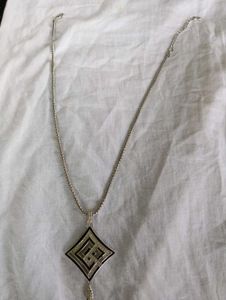 Silver Tone Geometric Pendant Necklace