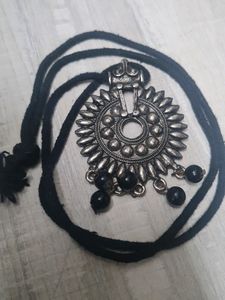 Petent With Black Thread 1