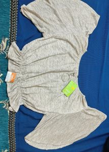 Brand New Crop Top 30 Off On Shipping