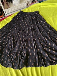 Beautiful Cotton Skirt Black