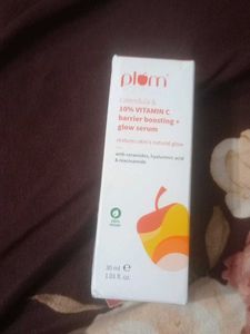 Plum 10% Vitamin C Glow Serum good for skin bright